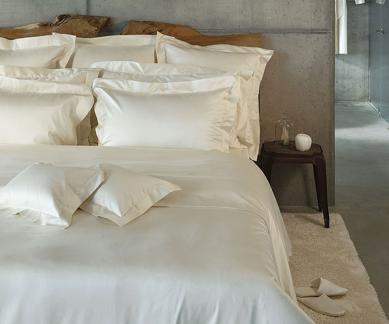 CAPELA - Sateen 1000 TC bed linen in 2 colors