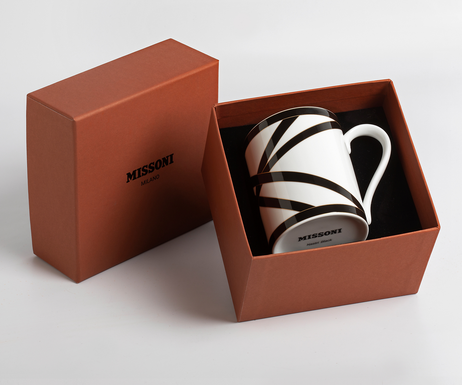 Missoni NASTRI Black Porcelain Handle Mug