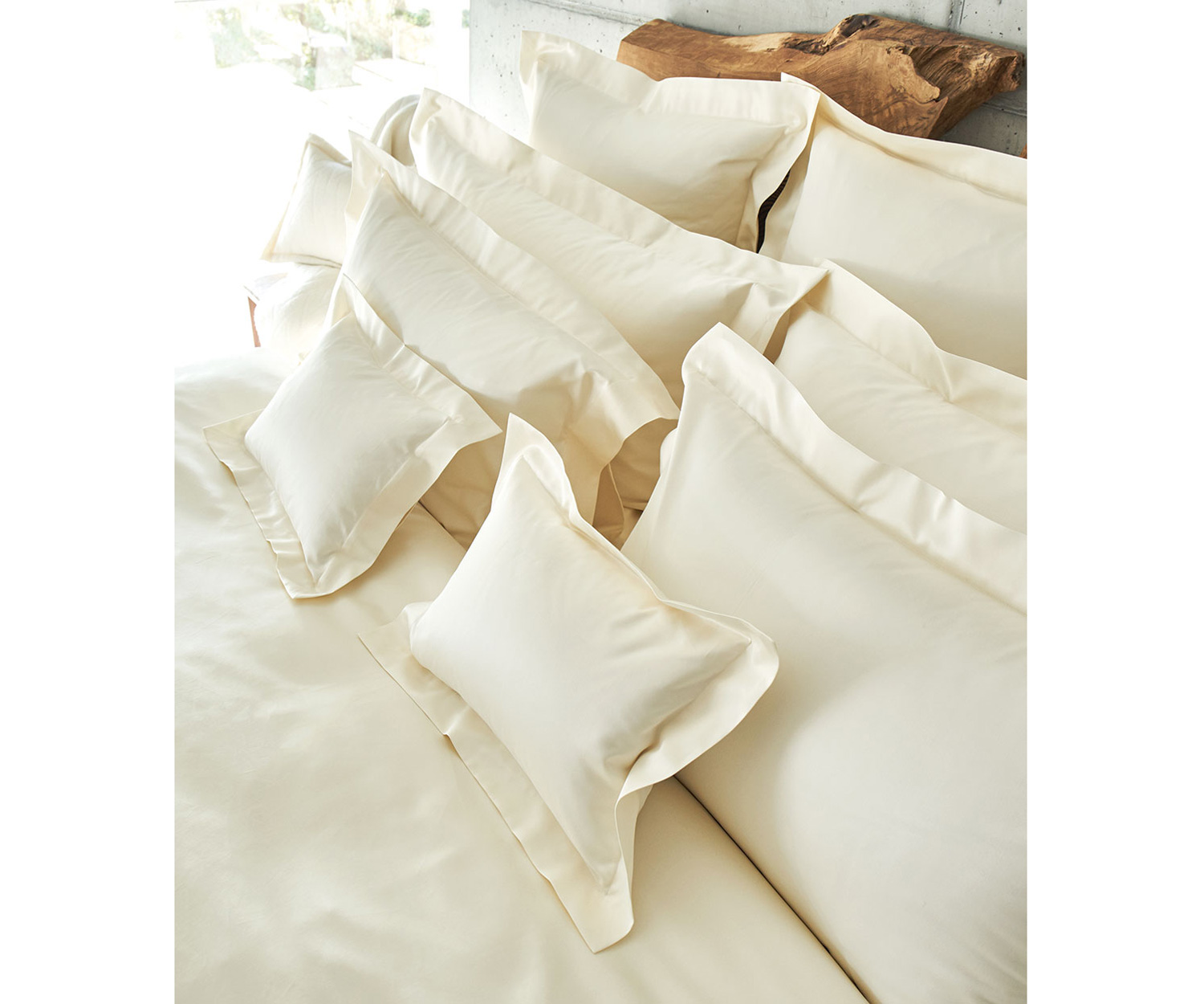 CAPELA - Sateen 1000 TC bed linen in 2 colors