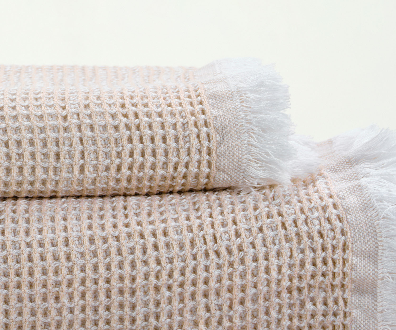 Abyss Abelha Bath Towels | White