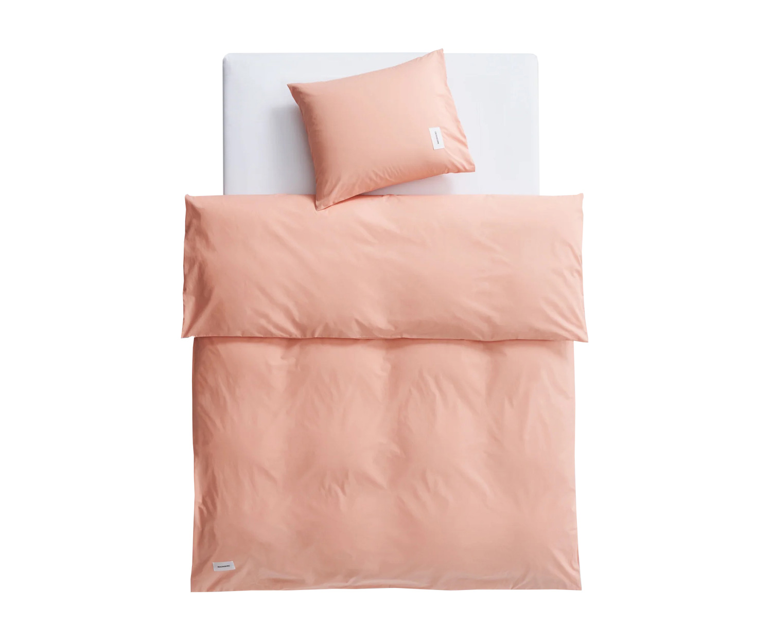 https://www.marcleopold.com/media/image/36/c1/8d/Magniberg_Bettwaesche_Pure_Poplin_Peach.jpg